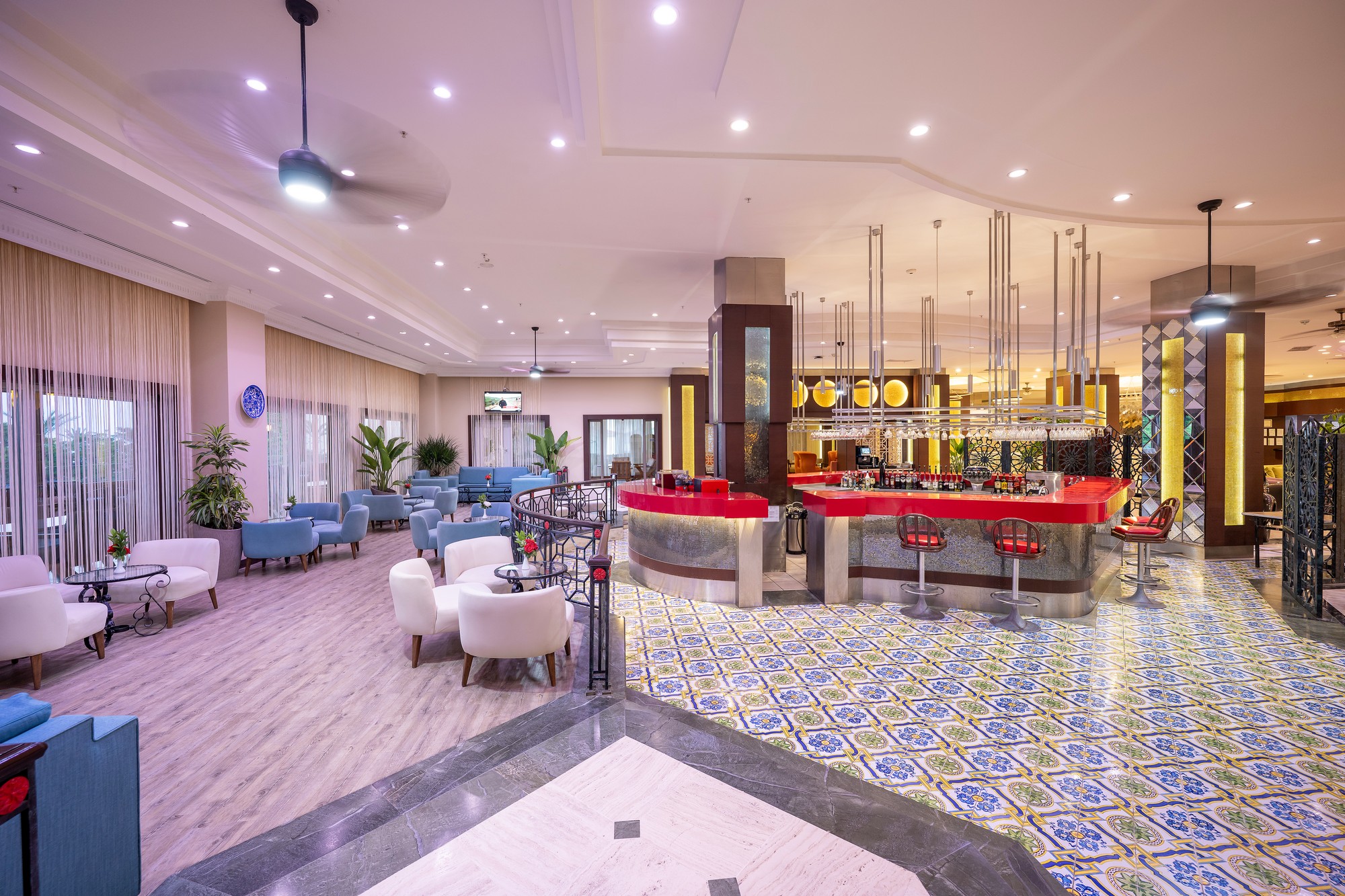 Lobby Bar